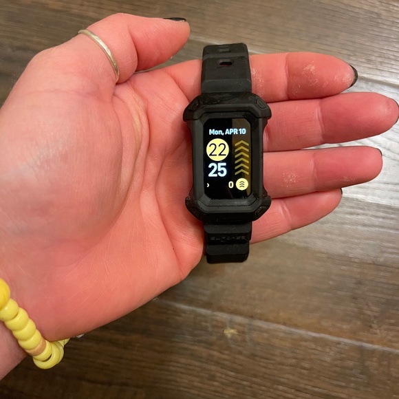 FitBit Charge 5